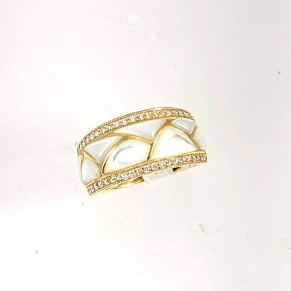 Mother of pearls ring 'Kabana' - Picture 2 of 3